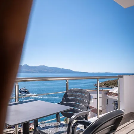 Erioni Hotel 3*